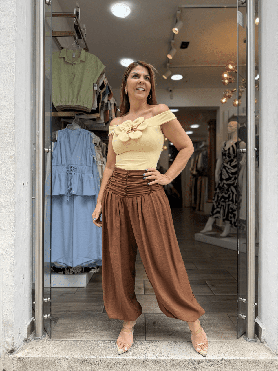 IMG_5002 de tamaño grande Body - Image 1